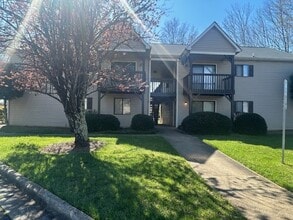 Nottingham in Greensboro, NC - Building Photo - Building Photo