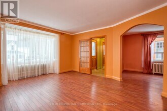 23 Mill St N in Brampton, ON - Building Photo - Building Photo