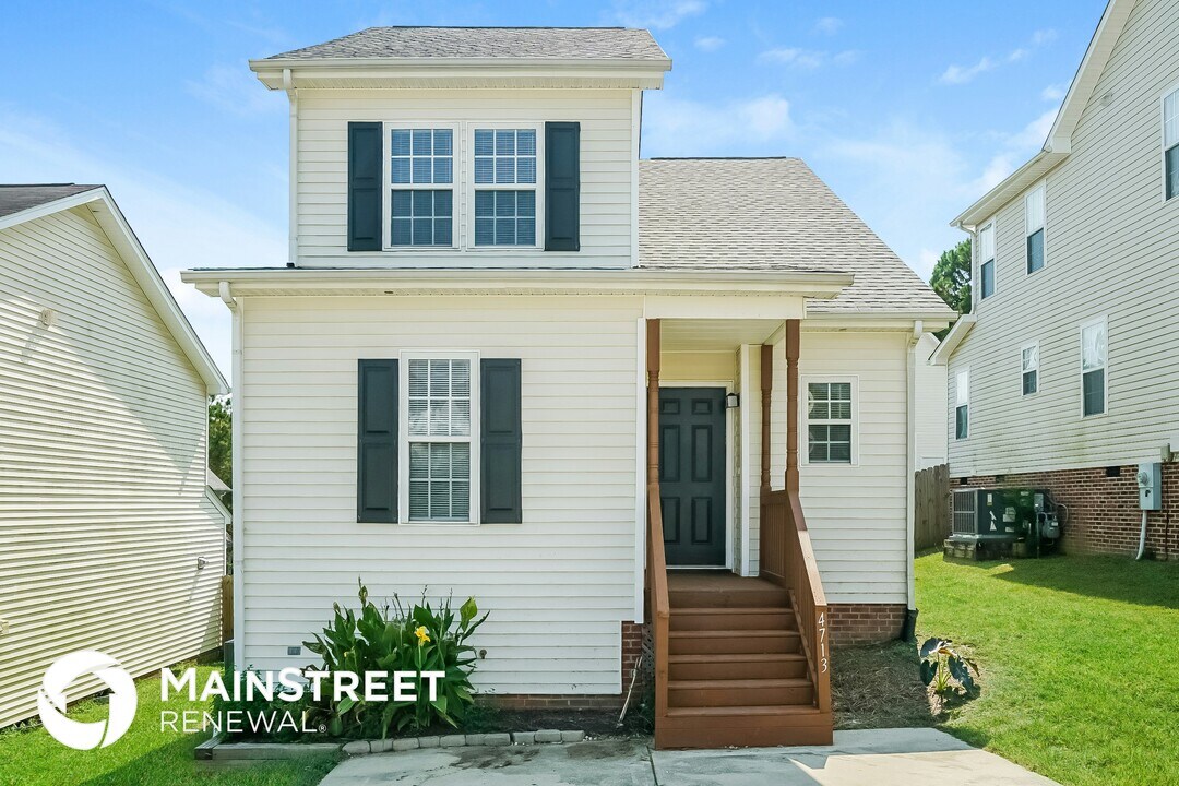 4713 Windbreak Ln in Raleigh, NC - Building Photo