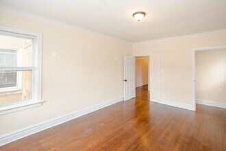 1914 N Drake Ave in Chicago, IL - Building Photo - Building Photo