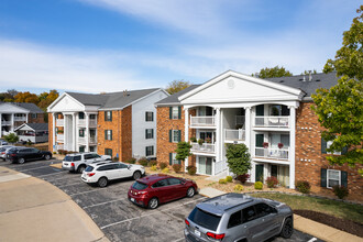 Victoria Crossing III in Wildwood, MO - Building Photo - Building Photo