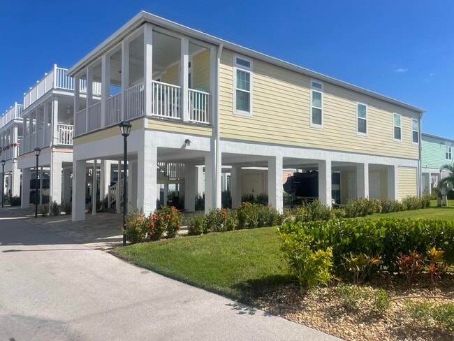 389 NE Sand Dune Way in Ocean Breeze, FL - Building Photo - Building Photo