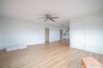 1553 Kaleilani St in Pearl City, HI - Building Photo - Building Photo