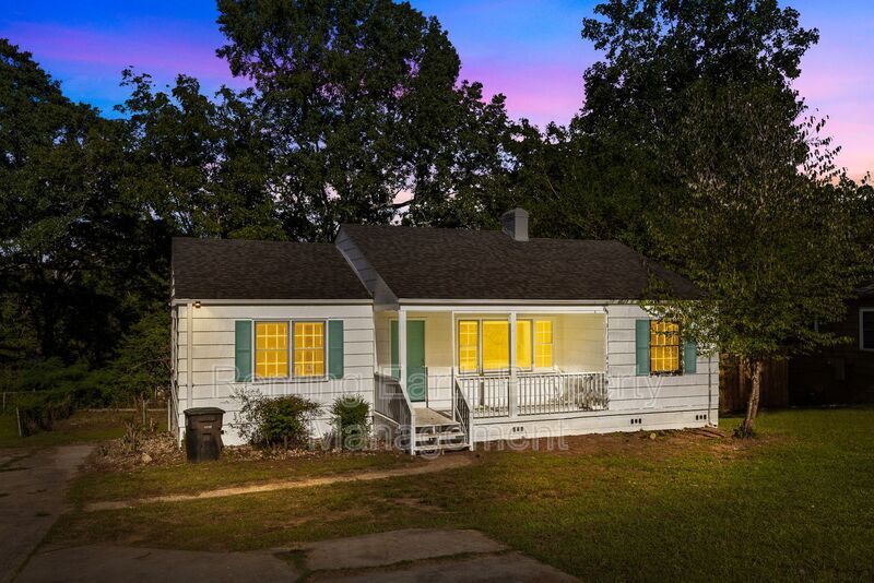 937 5 Mile Rd in Birmingham, AL - Building Photo