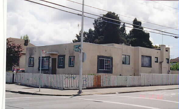 724 Tilton Ave in San Mateo, CA - Building Photo - Building Photo