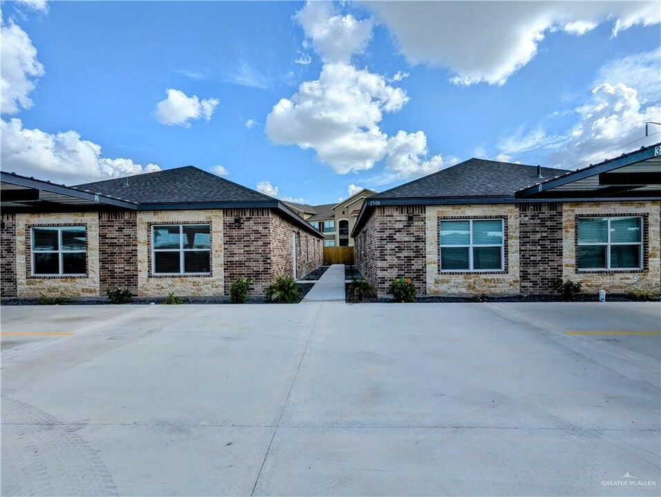 2508 Israel in Alton, TX - Building Photo