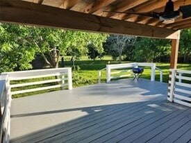 505 Connie St in East Bernard, TX - Building Photo