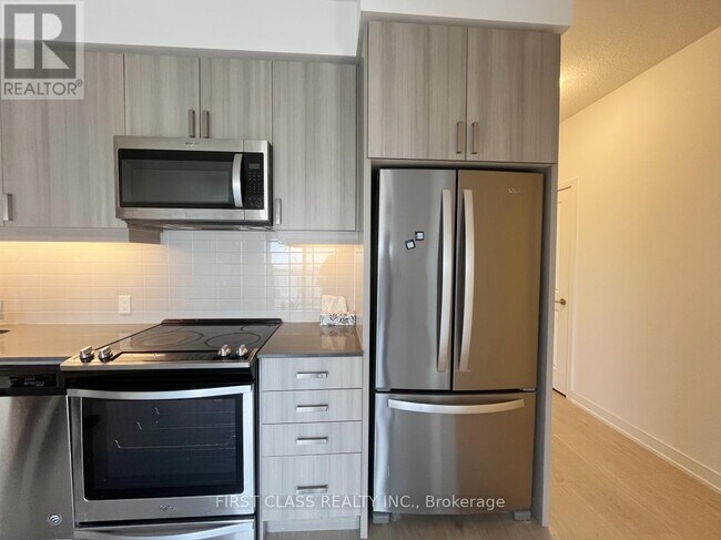 8-2908 Nahani Way in Mississauga, ON - Building Photo - Building Photo