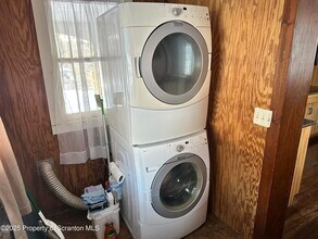 1108 N Abington Rd in Waverly, PA - Building Photo - Building Photo