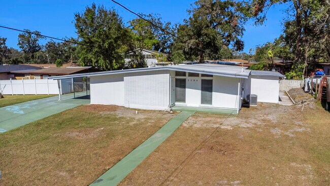 property at 3504 E Knollwood St