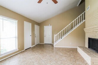 8510 Cookwood Dr in Houston, TX - Building Photo - Building Photo