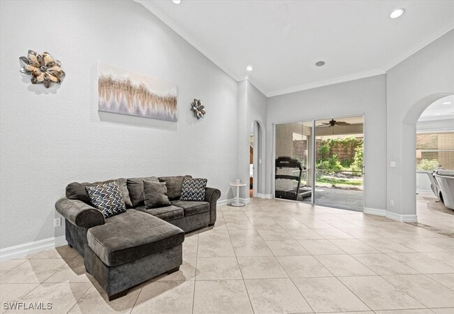 property at 3905 Recreation Ln
