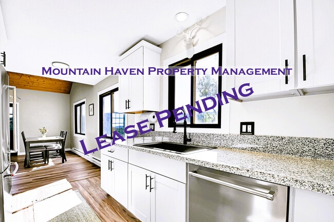 property at 1244 Hyland Dr