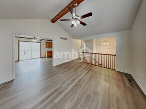 11202 N Lewis Ave in Kansas City, MO - Foto de edificio - Building Photo