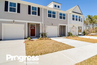 618 Trotters Ln, Unit 718 in Moncks Corner, SC - Foto de edificio - Building Photo