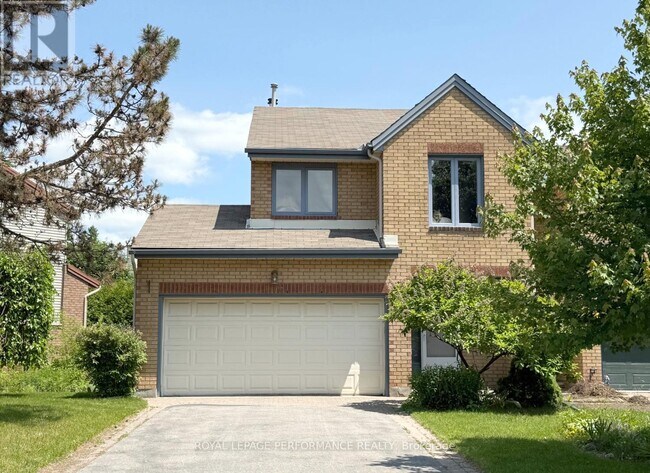118 Dunbarton Ct in Ottawa, ON - Building Photo - Building Photo