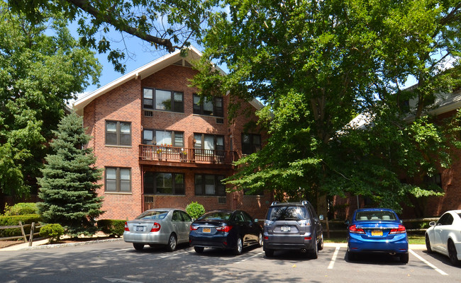 Rye Village Apartments in Rye, NY - Building Photo - Building Photo