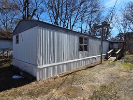 401 Vista Ave in Hot Springs, AR - Building Photo