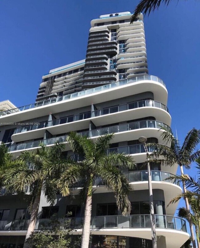 property at 121 NE 34th St