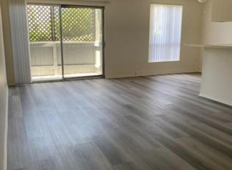 4424 Woodman Ave in Los Angeles, CA - Building Photo