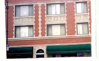 8112-8114 S Cottage Grove Ave in Chicago, IL - Building Photo