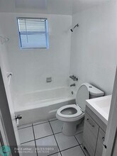 13695 NE 3rd Ct in North Miami, FL - Building Photo - Building Photo
