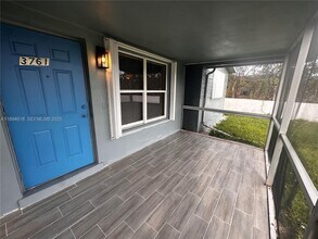 3761 NW 9th St in Fort Lauderdale, FL - Building Photo - Building Photo