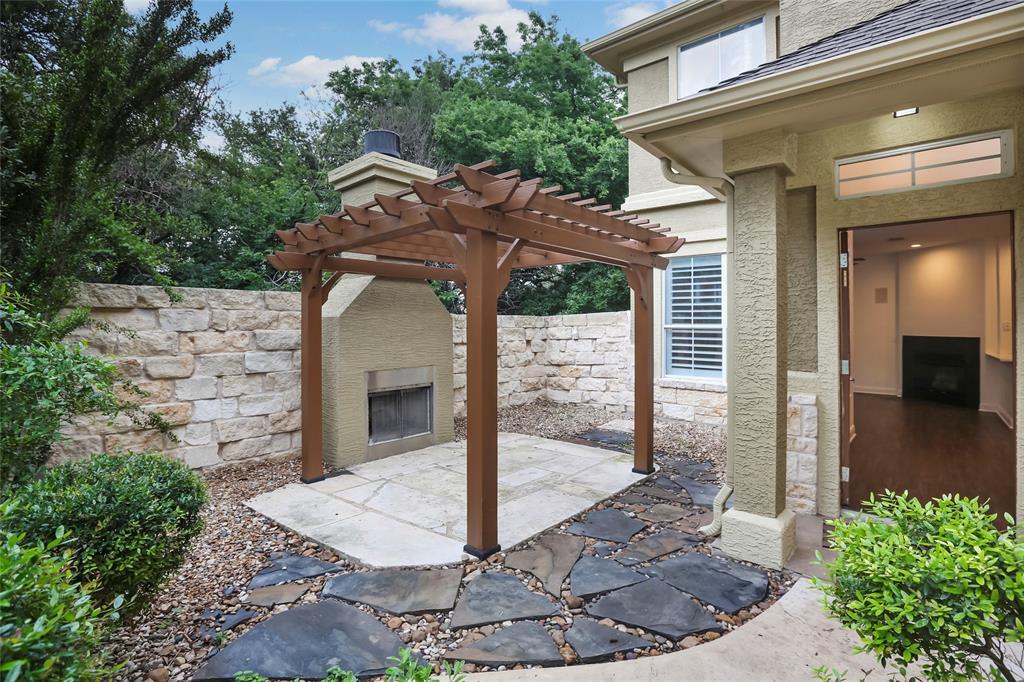 3406 Menchaca Rd in Austin, TX - Building Photo