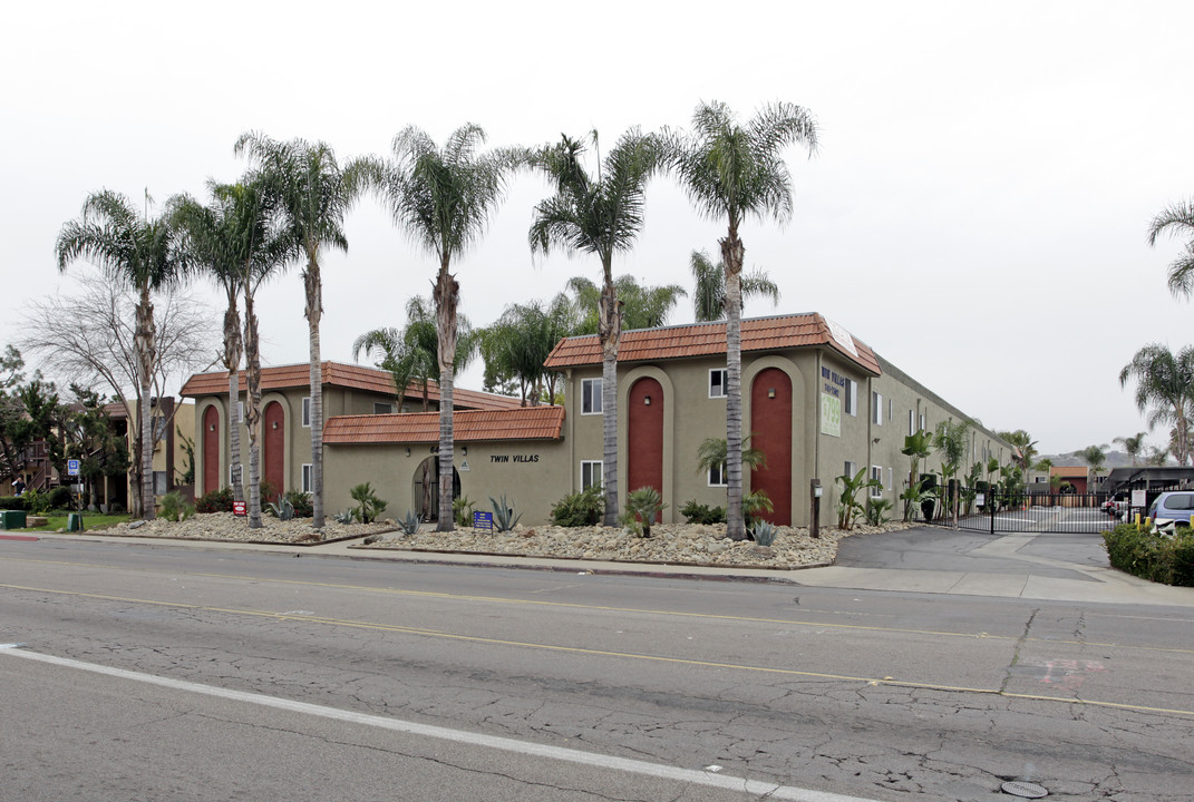 Twin Villas in Escondido, CA - Building Photo