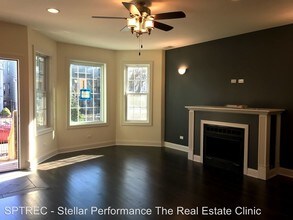 2834 N Ridgeway Ave-Unit -Unit 1 in Chicago, IL - Building Photo - Building Photo