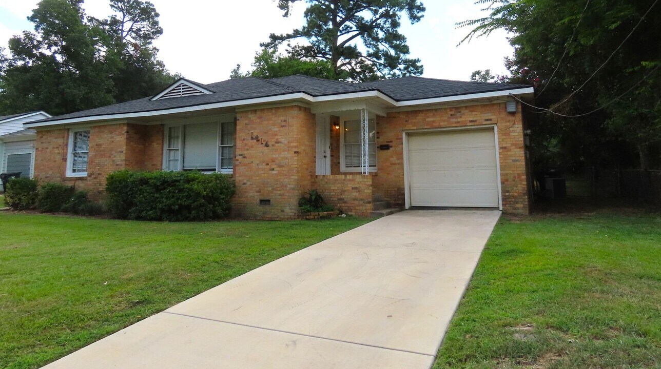 1214 S Azalea Dr in Tyler, TX - Building Photo