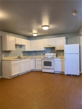 700 Virginia St in Springdale, AR - Building Photo - Building Photo