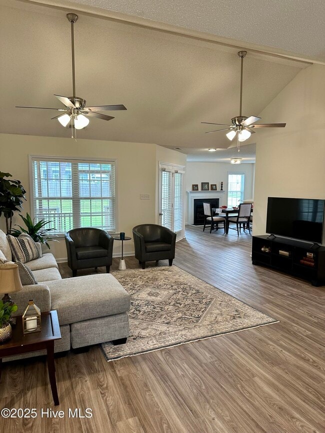 100 Baldwin Ct in Jacksonville, NC - Building Photo - Building Photo