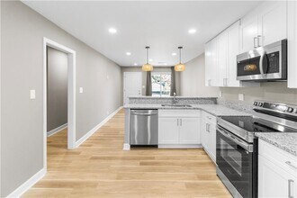 2039 Nettie Ct in Decatur, GA - Building Photo - Building Photo