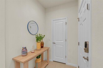 16900 Adoro Dr in Manor, TX - Building Photo - Building Photo