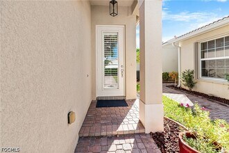 10535 Carolina Willow Dr in Ft. Myers, FL - Building Photo - Building Photo