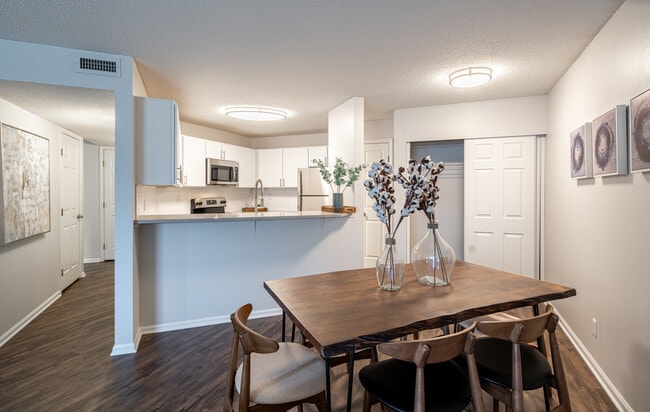 Helix in St. Louis Park, MN - Foto de edificio - Interior Photo