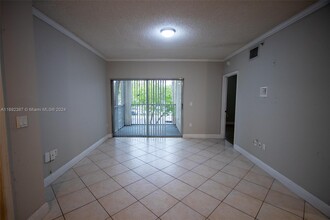 11745 W Atlantic Blvd in Coral Springs, FL - Building Photo - Building Photo