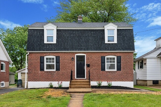 property at 7 Wistar St