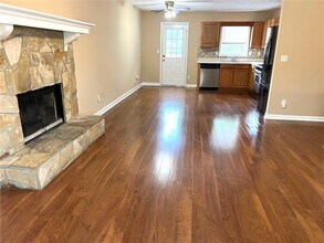 2868 Rocky Pointe Way in Snellville, GA - Building Photo - Building Photo
