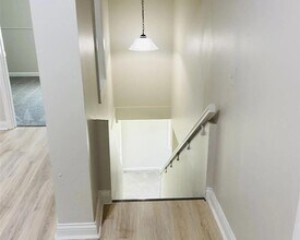 4411 Savage Dr in Louisville, KY - Building Photo - Building Photo