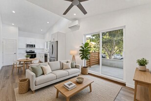 3377 A St in San Diego, CA - Building Photo