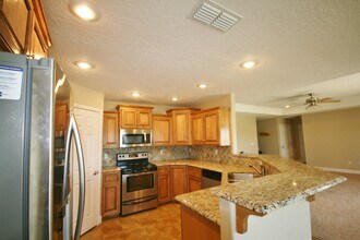 2401 Flagstone Dr in Clovis, NM - Building Photo - Building Photo