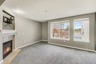 1525 NW 57th St in Seattle, WA - Building Photo - Building Photo