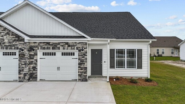 property at 4504 Laurel Rdg Dr