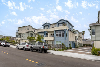 2675-2777 Roosevelt St in Carlsbad, CA - Building Photo - Building Photo