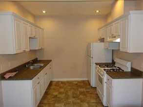 33211 Old Hempstead Rd in Magnolia, TX - Building Photo - Building Photo