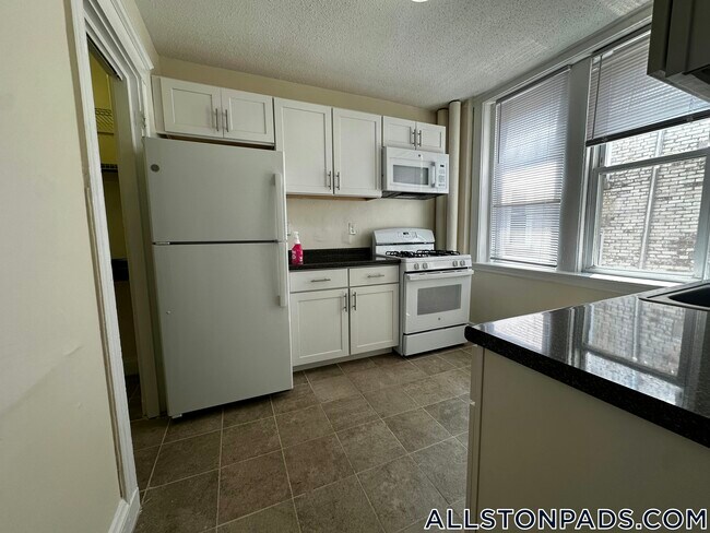 5 Barrows St