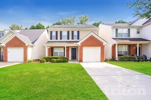 4122 Ravenwood Ct in Union City, GA - Building Photo