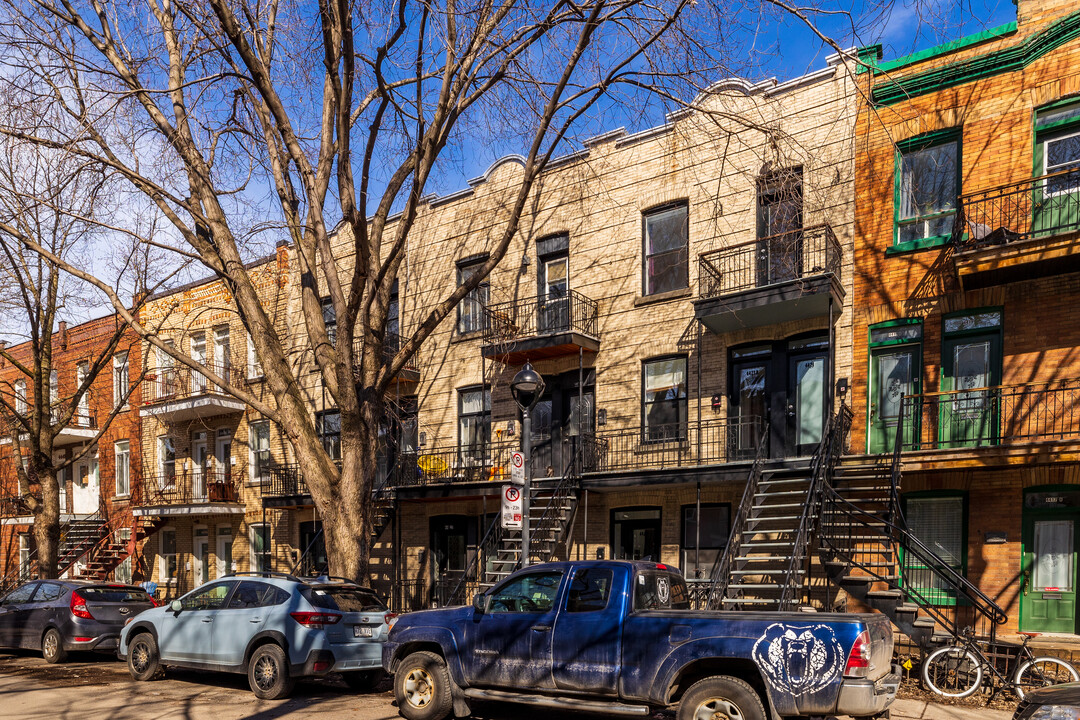 4433-4437 Messier Rue in Montréal, QC - Building Photo